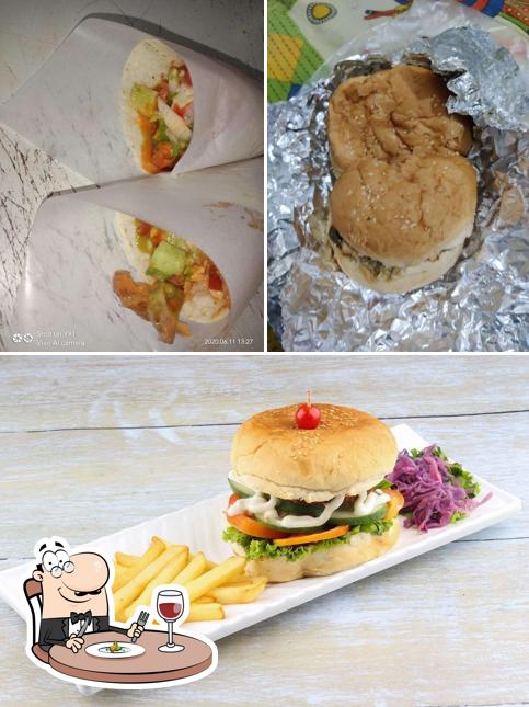 Food at Lebanese Cafe