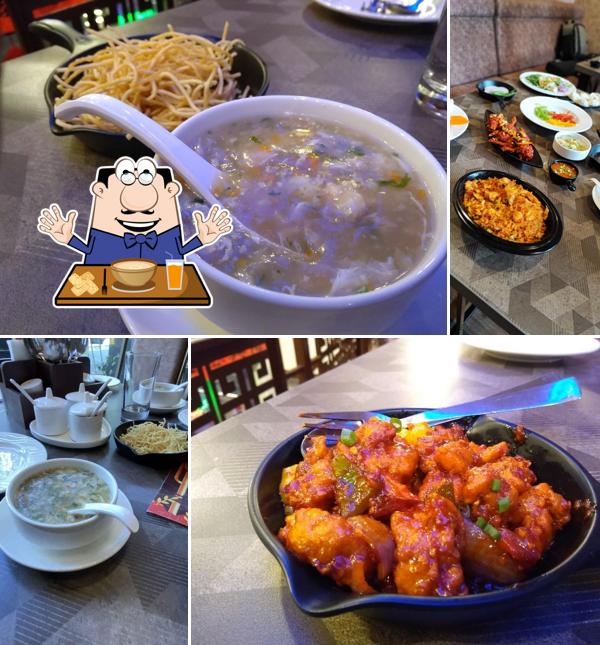 Clam chowder at THE DRAGON Chinese Restaurant