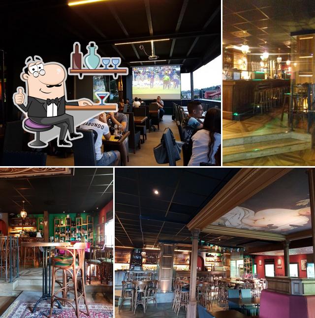 Siediti a un tavolo di The Guinness Sky