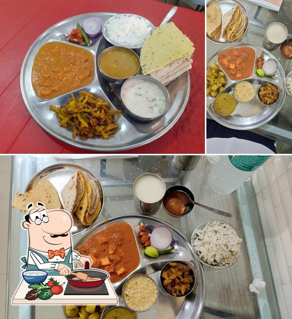 Chicken curry at Little Metro Pure Veg Restaurant