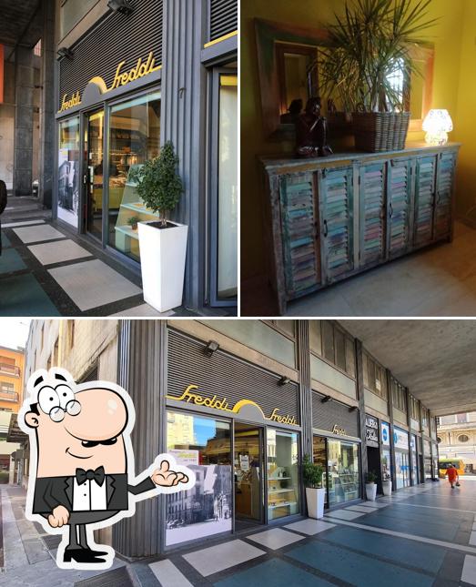 Dai un'occhiata agli interni di Panificio Freddi