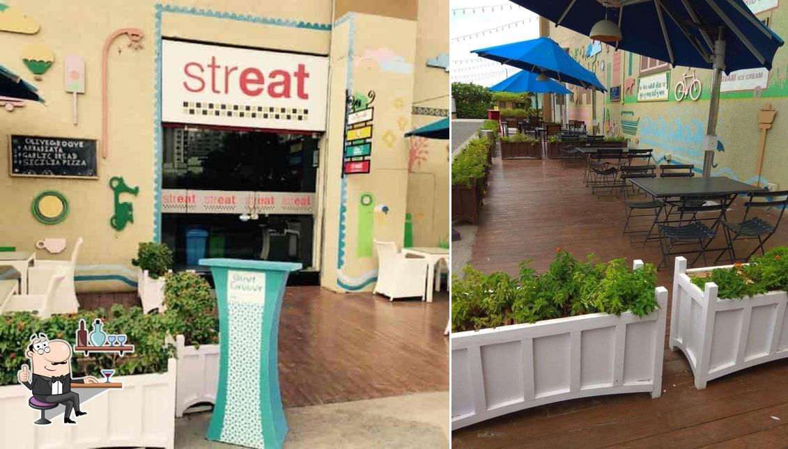 The interior of StrEat