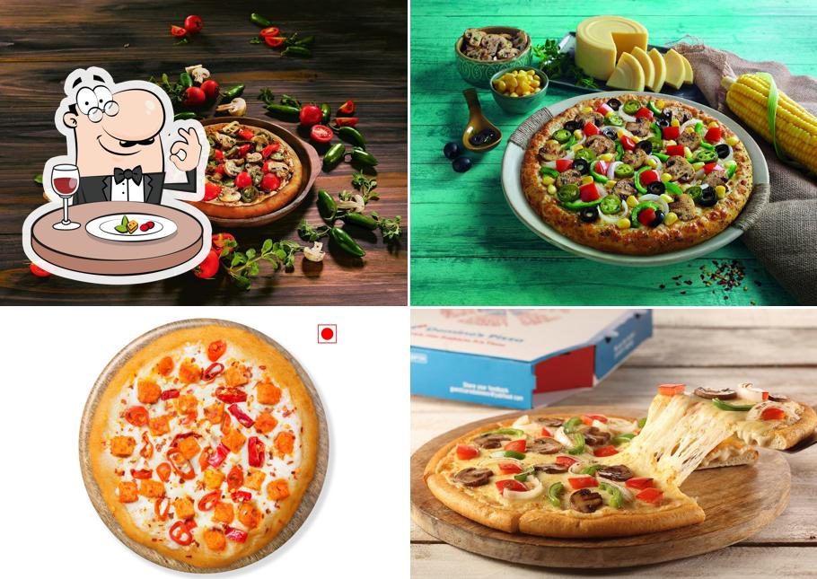 Food at Domino's Pizza Siddhi Vinayak Nagar, Mahajan Wadi