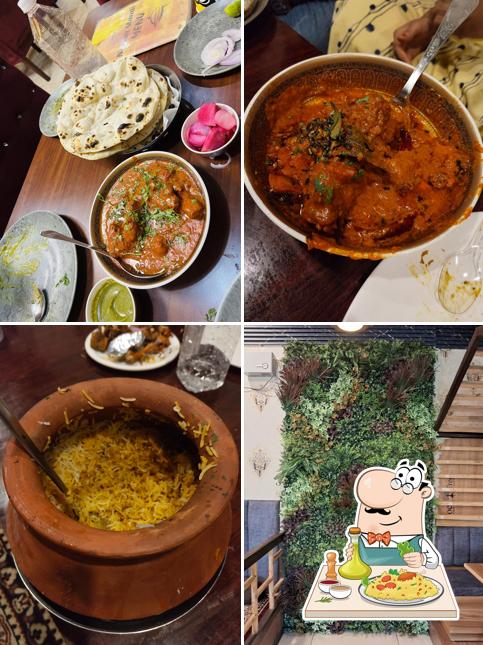 Naan at Faheem Namak mandi