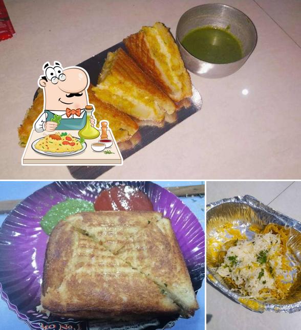 Food at Jagdamba Bhelpuri & Sandwich House