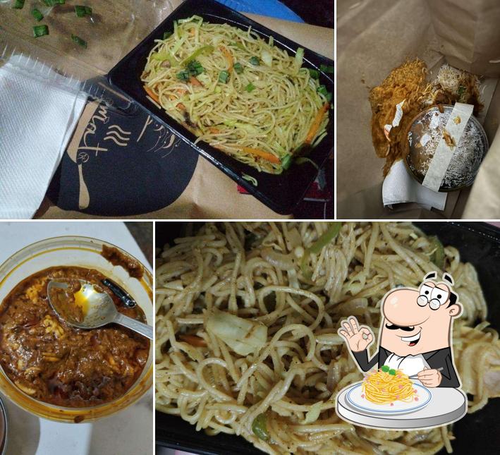 Tomato's By Churros Cafe