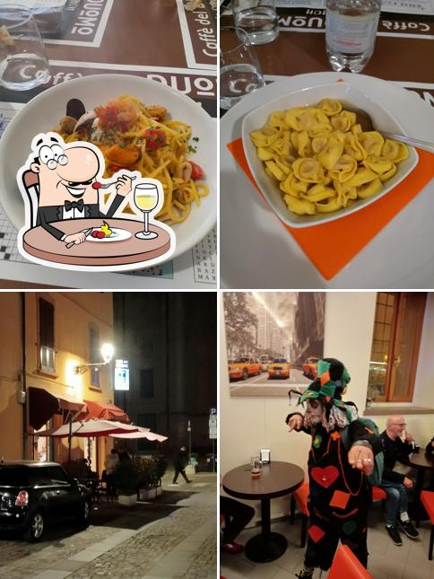 La immagine della cibo e esterno di Caffè del Duomo di Fratantuono Simone