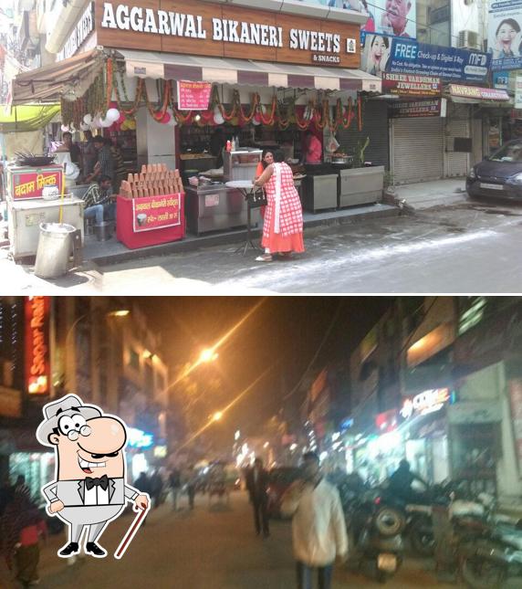 Check out how Agarwal Bikaneri Sweets looks outside