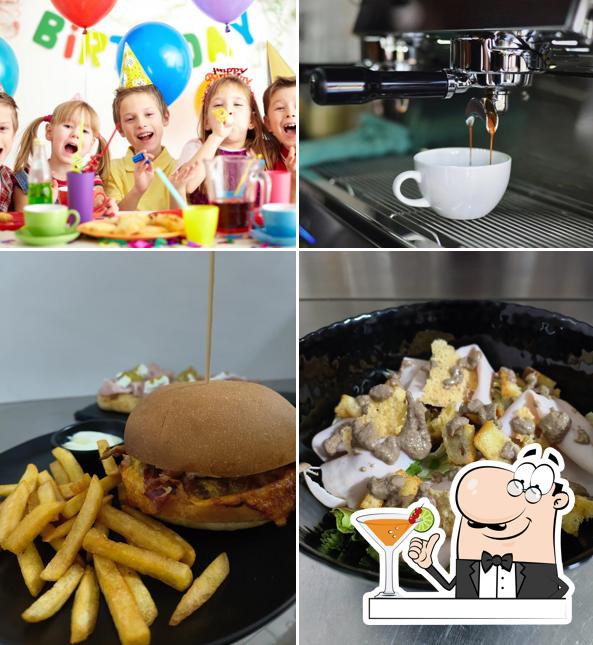 Guarda la immagine che raffigura la bevanda e cibo di Barcollando - Pub Cafe' Aperitivo Feste Private