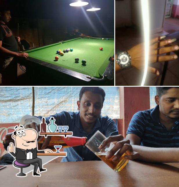 Check out how Back Zhop looks inside