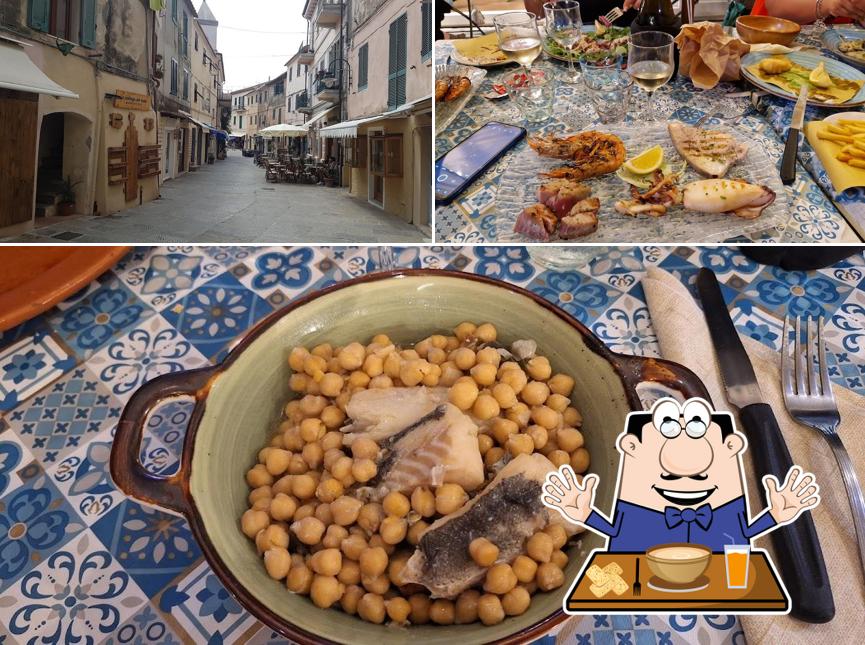 La cibo e esterno del ristorante