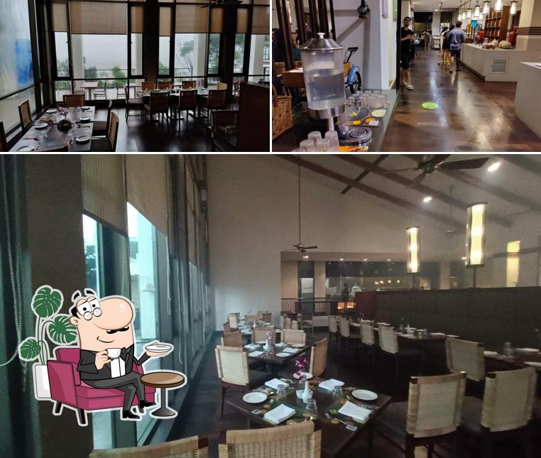 The interior of Ripples