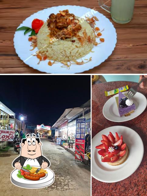 The photo of BIRYANIPALAYAM OOTY’s food and exterior