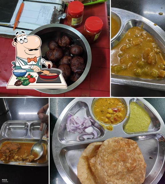 Chicken curry at Agrahaara Restaurant