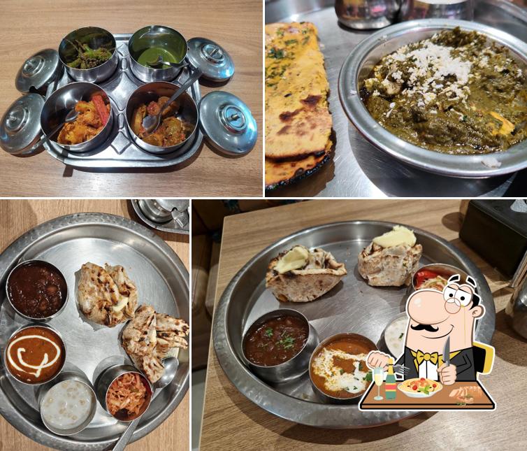 Food at Shahji's Parantha House (Dhole Patil Road)