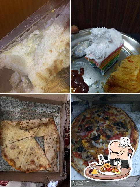 Get pizza at Market Cafe