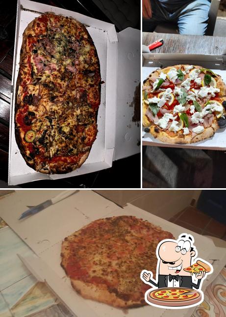 A Napulè Favignana, puoi ordinare una bella pizza