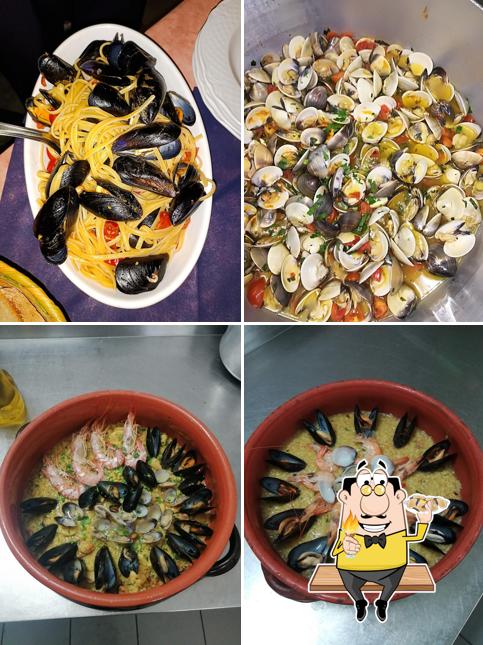 Ordina la cucina di mare a Ristorante La Forastera