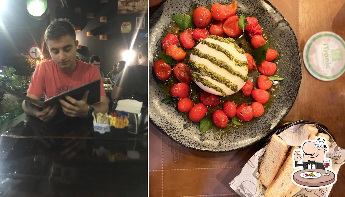 Platos en Finnegans Gastronomia