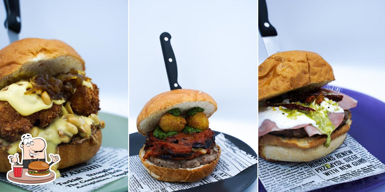 Ordina un hamburger a DEL MONTE Food & Drink
