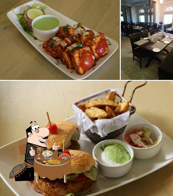 Meals at Grand Uniara