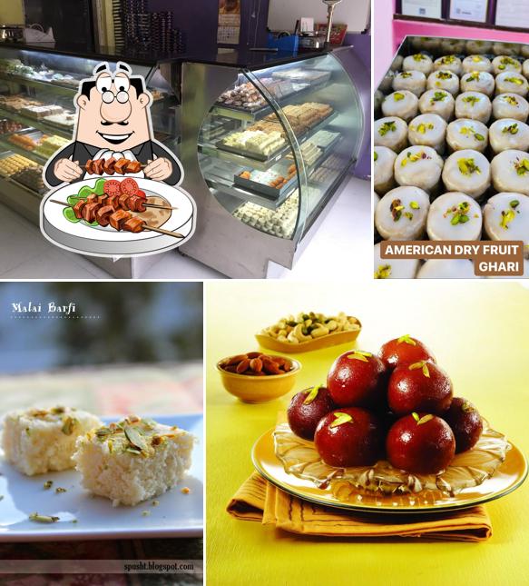 Food at DINESH SWEETS