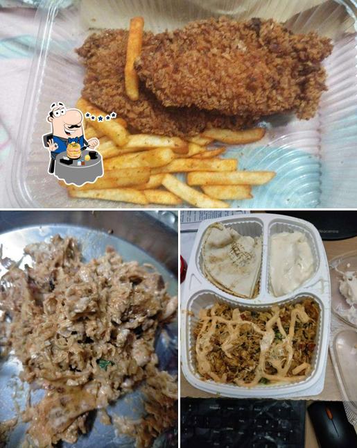Food at Oh My Shawarma