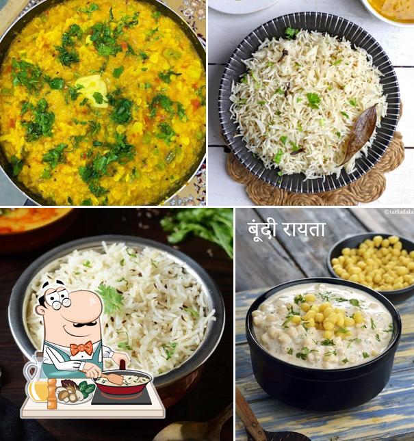 Fried rice at Rajmohan Bhojnalaya