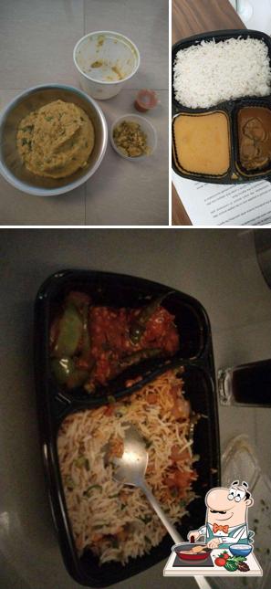 Chicken curry at The Tiffin Express