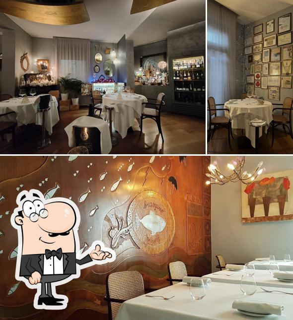 Siediti a un tavolo di Acqua Pazza