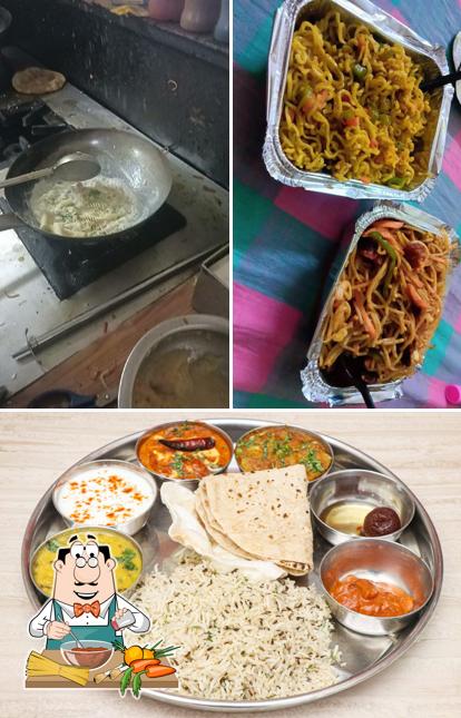 Spaghetti bolognese at Home Cooking Restaurant