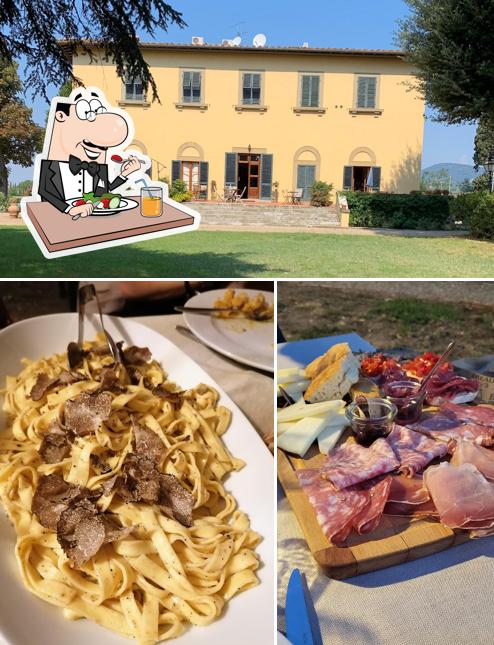 La foto di cibo e esterno da Villa Il Padule B&B Dimora Storica Firenze Sud