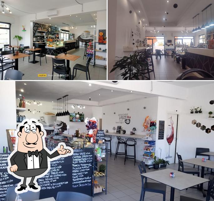 Dai un'occhiata agli interni di Caffetteria 24