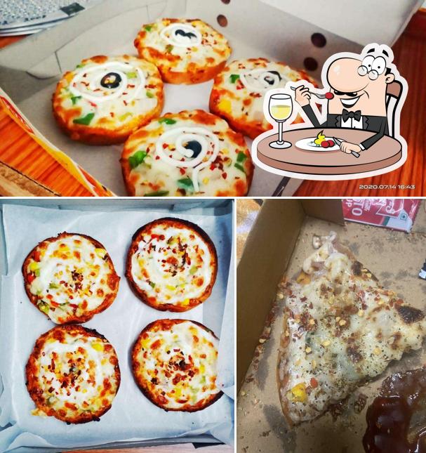 Food at Pizza King