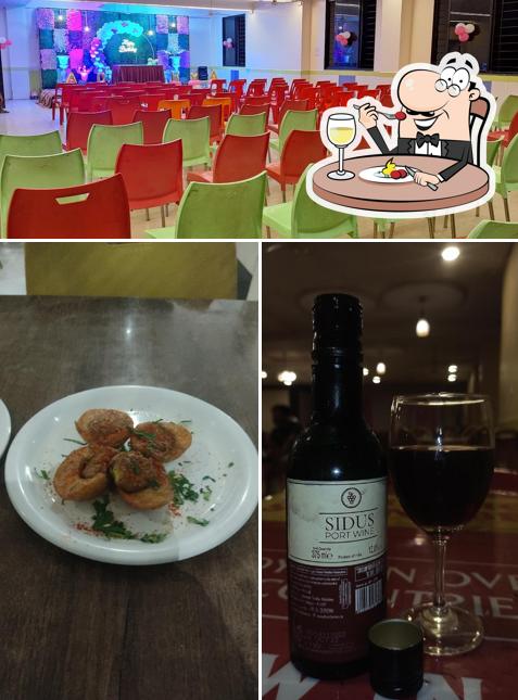 Food at HOTEL MAYUR RESTAURANT, BAR & lodging