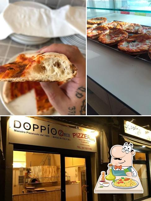 La foto della cibo e interni di Pizzeria Doppiozero