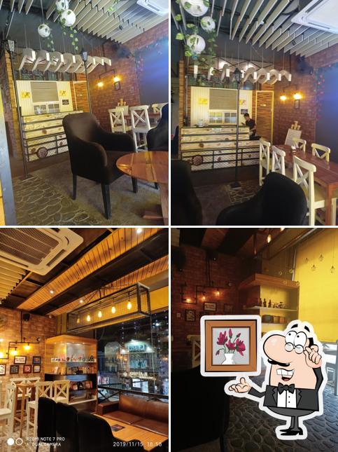 Check out how Ginni Buns looks inside