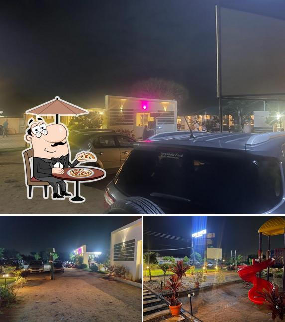 You can get some fresh air at the outside area of Cowboyz Restaurant