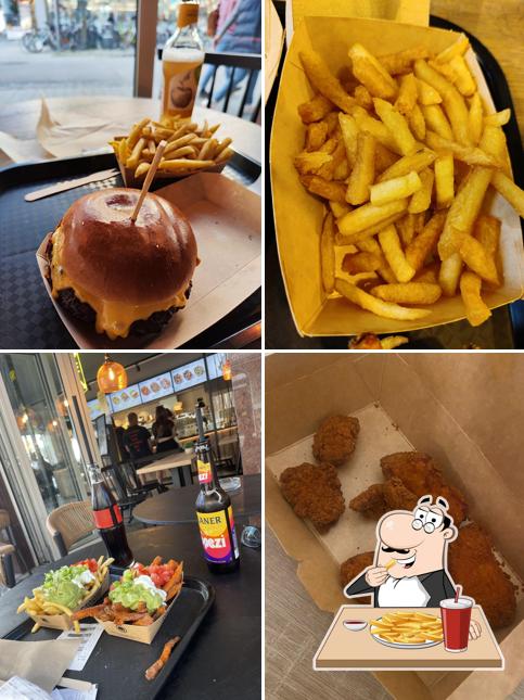 Pommes Freunde Burger, Currywurst, Loaded Fries, #Vegan & #Halal!