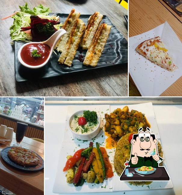 Meals at ROYAL LIVE BAKERY & RESTAURANT - BAKERY IN HISAR