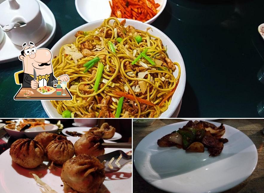 Food at Allen's Kitchen & Bar