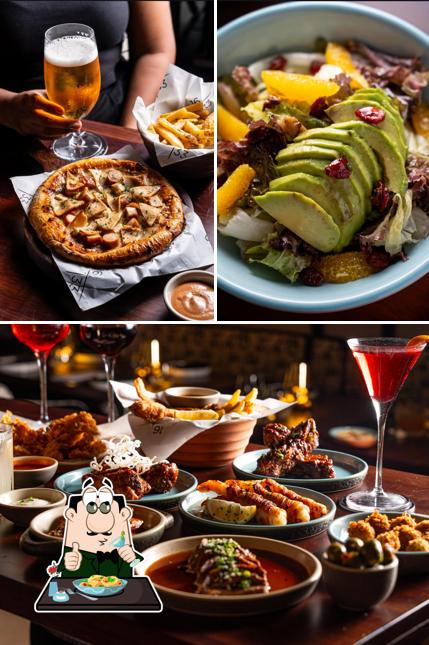 Meals at Sixteen 33 Bandra