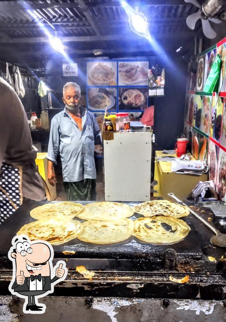 Here's a picture of Hotel Irfaniya