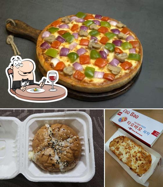 Food at Tao Bao Pizza