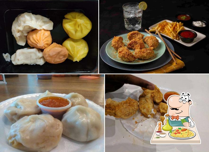 Meals at Zomoz - The Momo Company