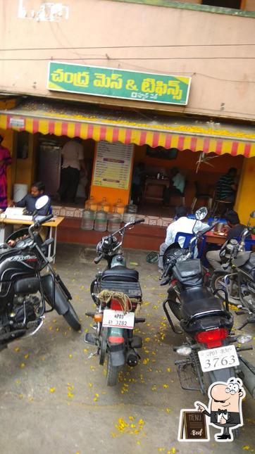 See this pic of Chandra mess