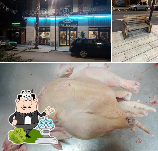 Guarda gli esterni di Pizzeria Ristorante Giulia di Foschi Fausto
