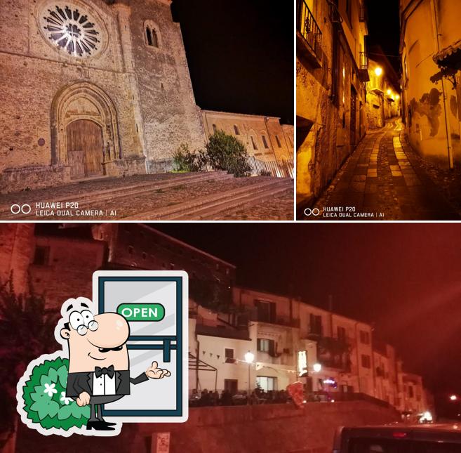 Gli esterni di Ristorante pizzeria la grotta