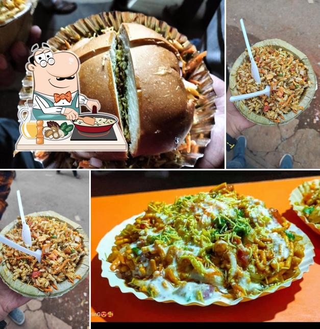 Fried rice at Manju's Bhel Corner