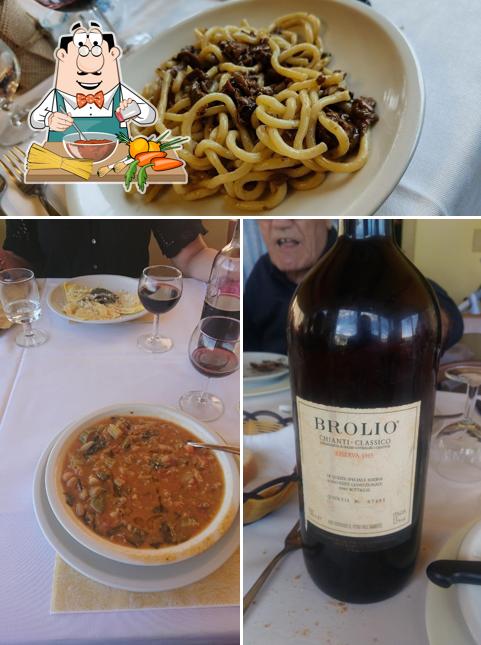 Spaghetti alla bolognese al Trattoria il Carlino d'Oro